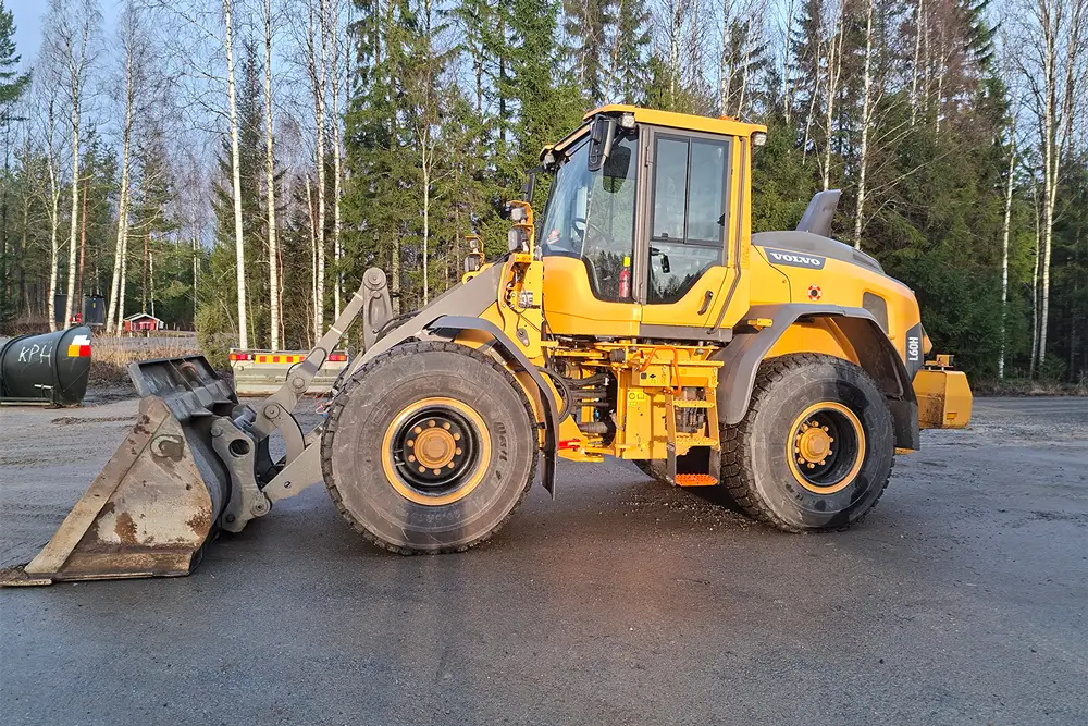 Pyörakone Volvo L60H.